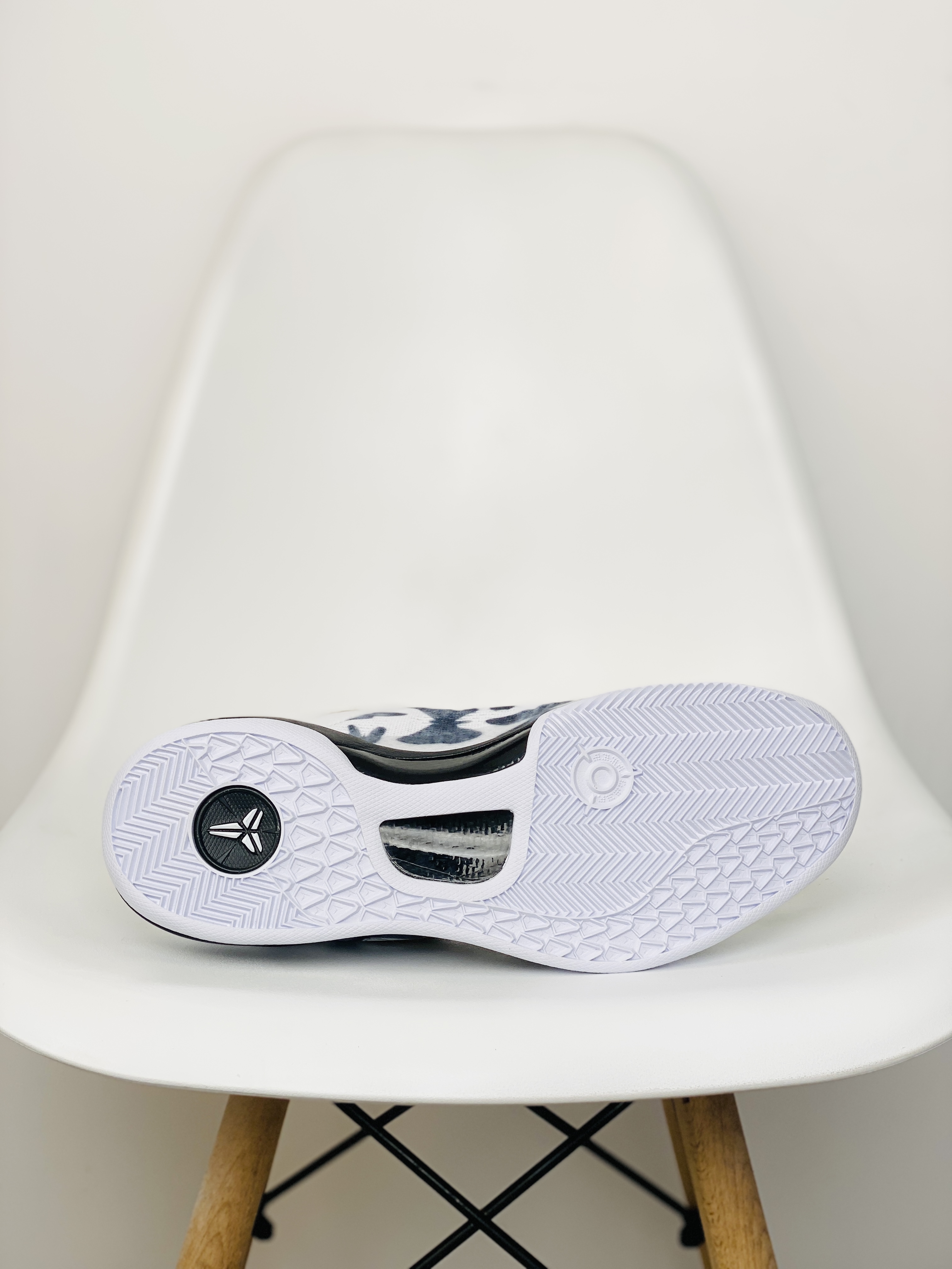  s2外贸 Kobe8 Protro  科比8 低筒 React鞋墊 籃球鞋 實戰鞋 球鞋 男鞋 数字 GIGI白黑金  FV6325-100