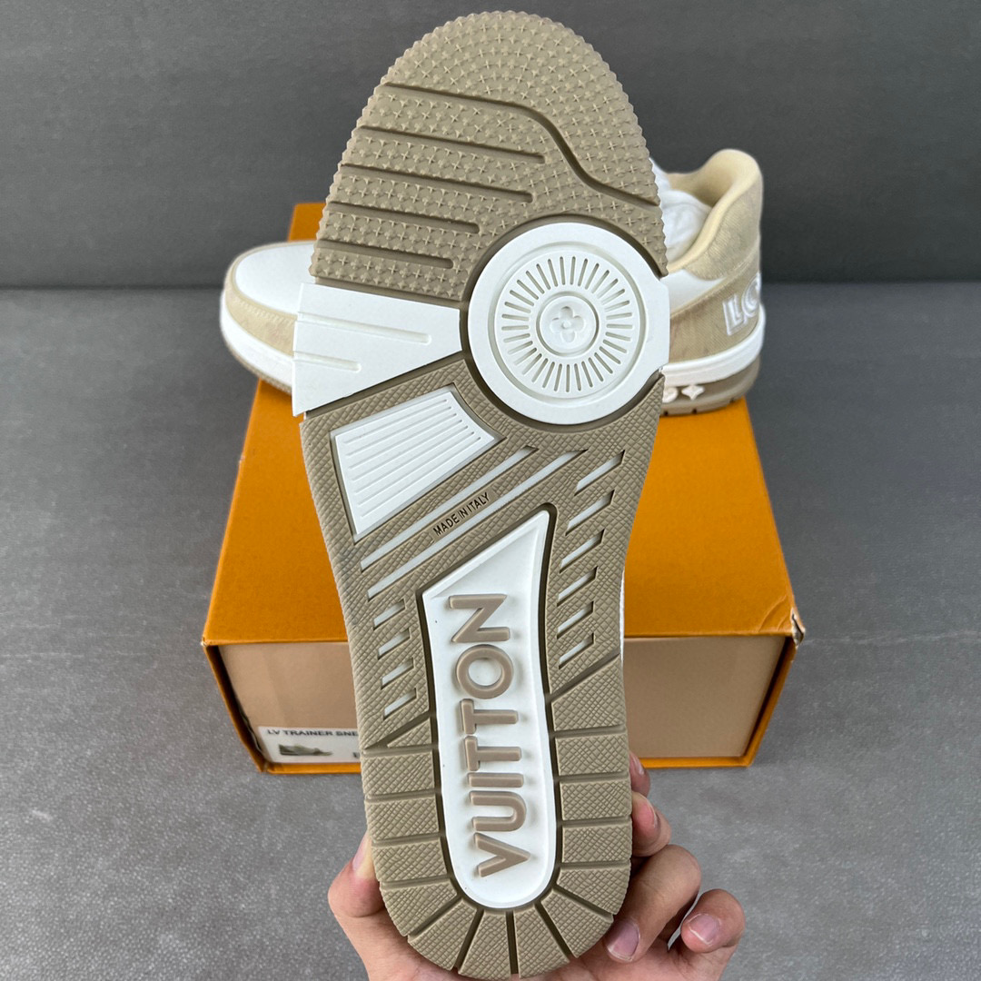 Louis Vuitton 路易威登 Trainer 魔术贴 低筒 休闲鞋 板鞋 运动鞋 男鞋 女鞋 卡其色 1A9ZC2