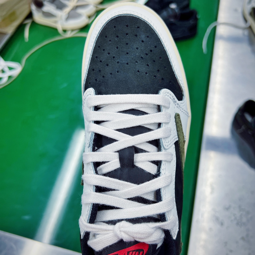 童鞋 Travis Scott x Air Jordan AJ1 Low OG TS 联名 倒钩低帮  复古休闲 板鞋 中童鞋 黑绿5.0 DZ5909-106