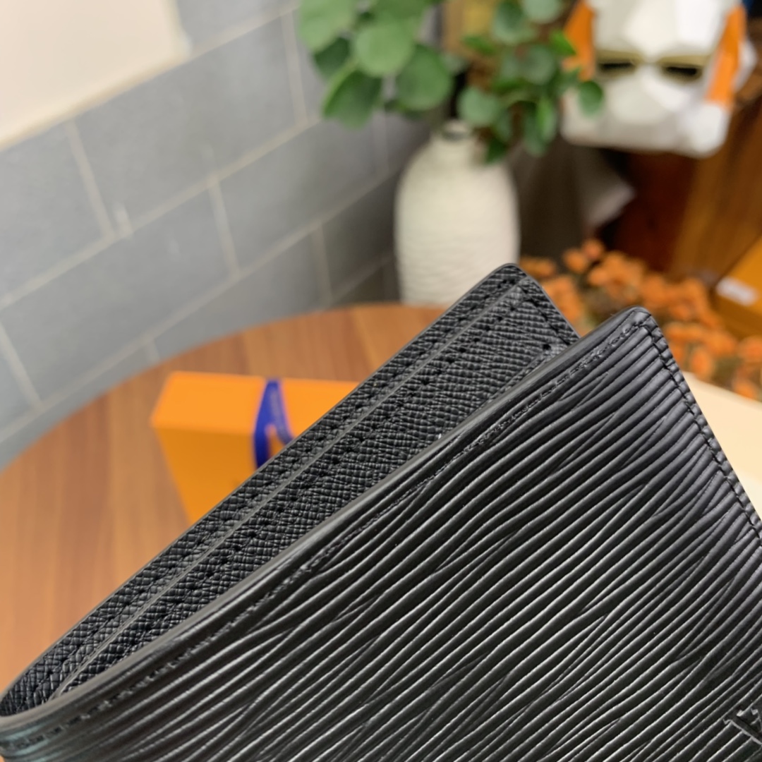  LOUIS VUITTON 路易威登  水波纹  短夹 小牛皮 钱夹 钱包 男女同款 黑色 M60332