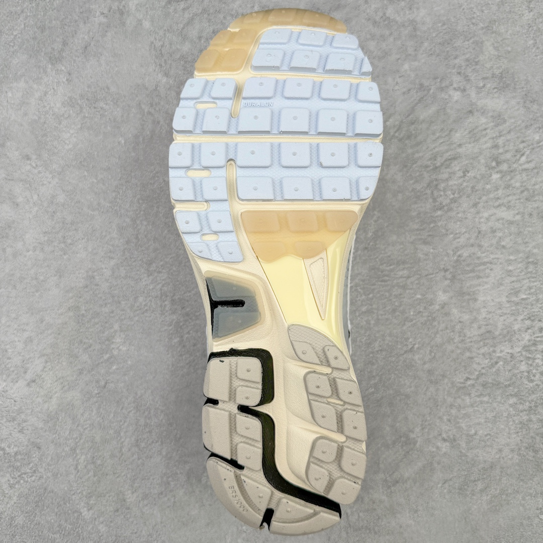 新版 Nike Air Zoom Vomero 5   前后气垫 低筒 跑步鞋 运动鞋 男鞋 女鞋 波鞋 白黑 FN7649-110