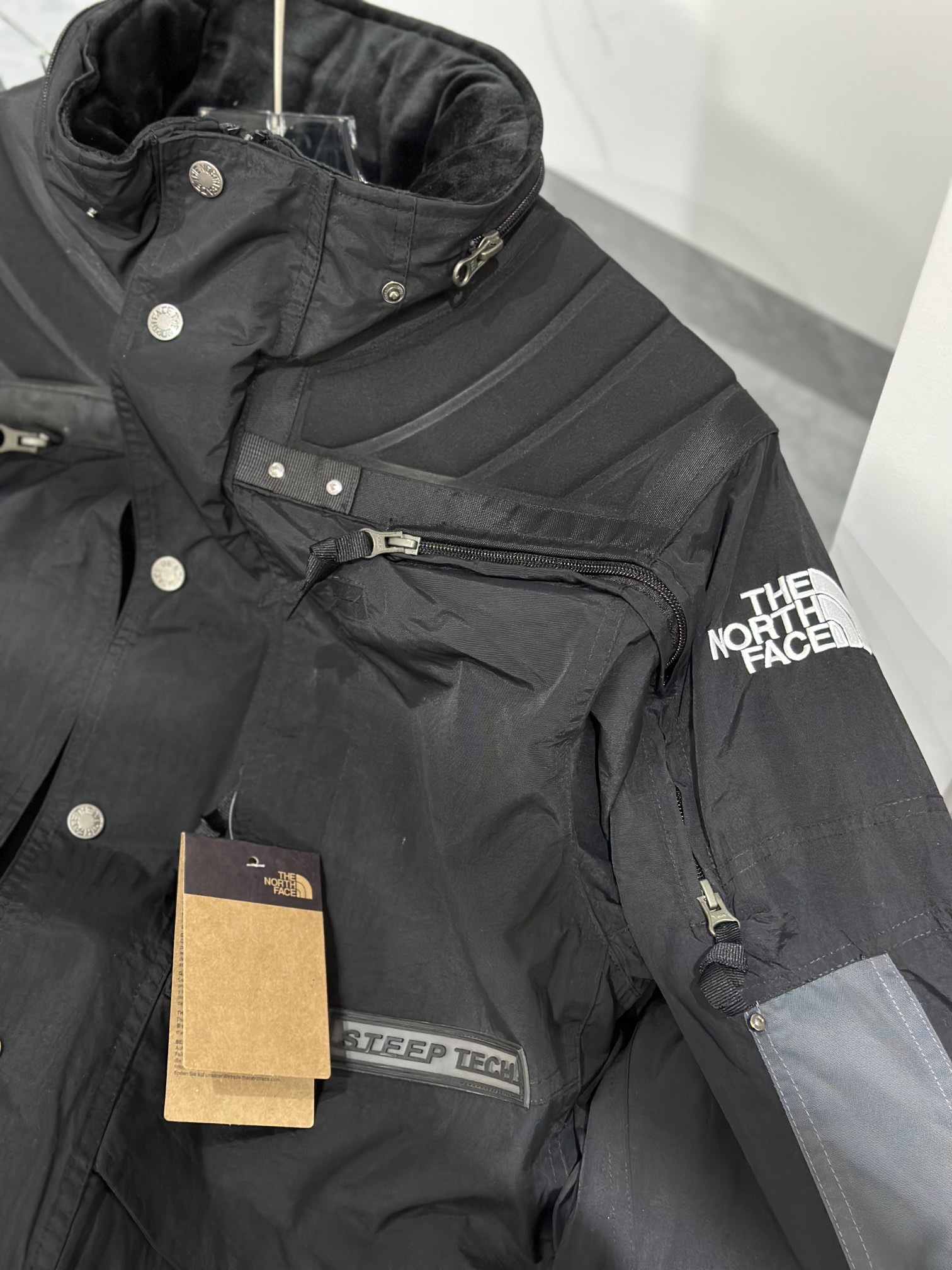  Supreme The North Face FW22  Jacket  Black 聯名款 黑色  连帽冲锋衣 夾克 防水 防風 外套 男款 女款 SUP-FW22-574