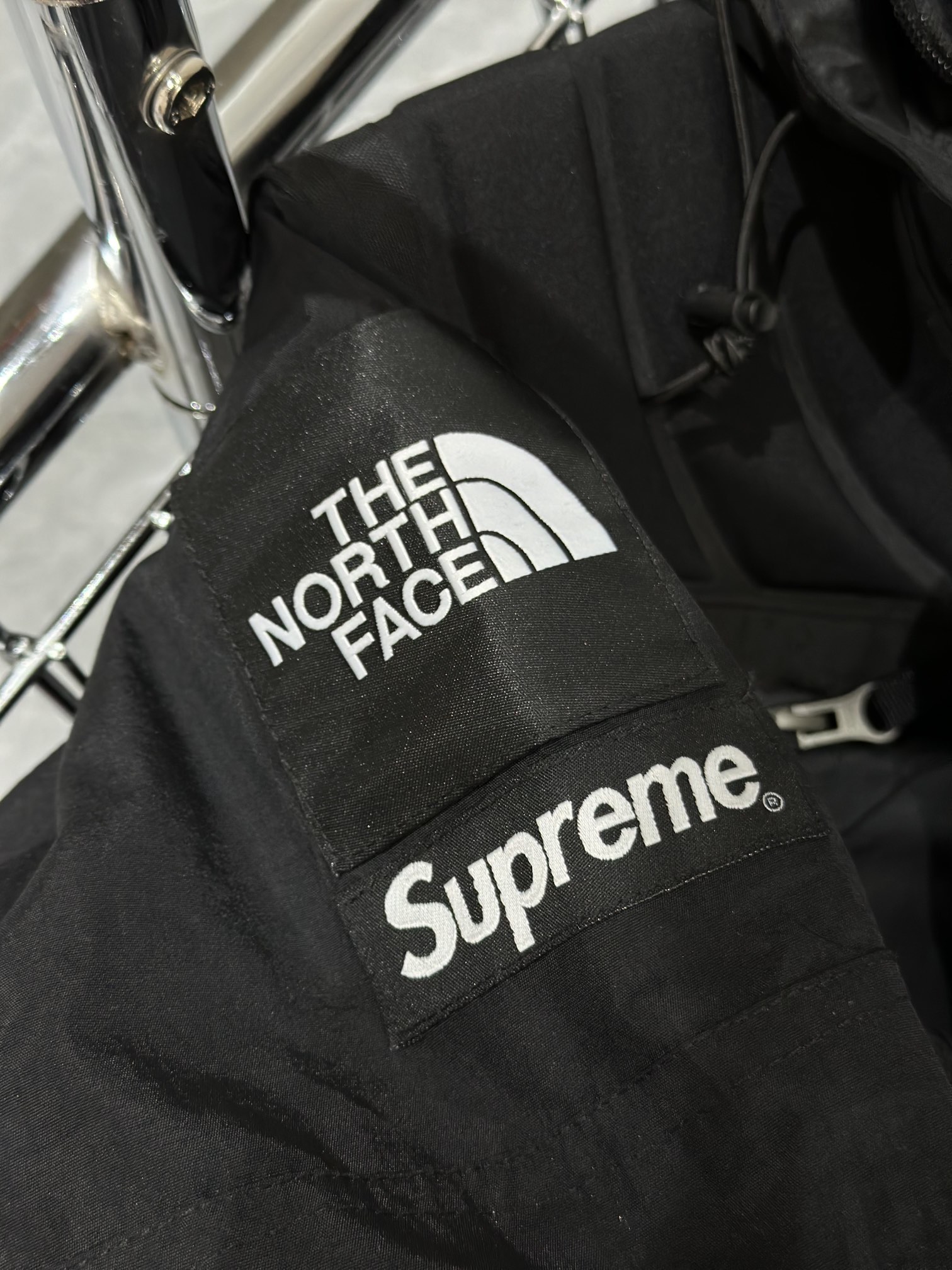  Supreme The North Face FW22  Jacket  Black 聯名款 黑色  连帽冲锋衣 夾克 防水 防風 外套 男款 女款 SUP-FW22-574