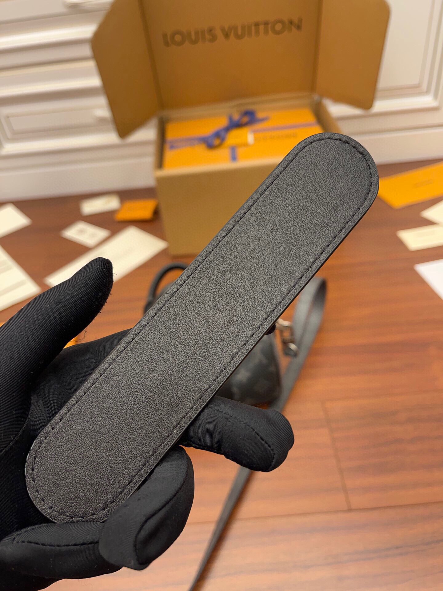  LOUIS VUITTON  Keepall XS  经典老花满印拉链开合 托特包 单肩包 斜挎包 手提包  男女同款  黑色  M45947