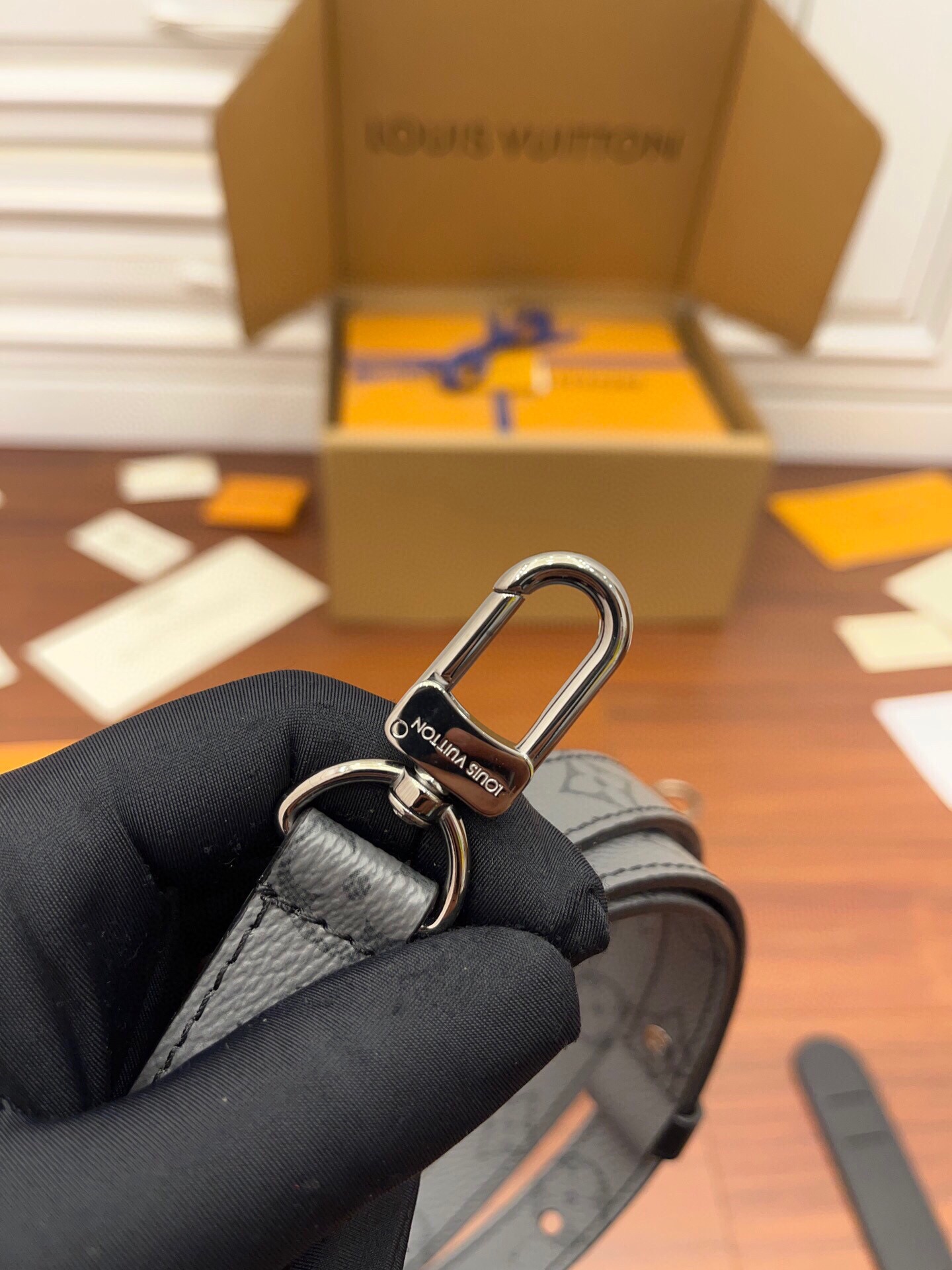  LOUIS VUITTON  Keepall XS  经典老花满印拉链开合 托特包 单肩包 斜挎包 手提包  男女同款  黑色  M45947