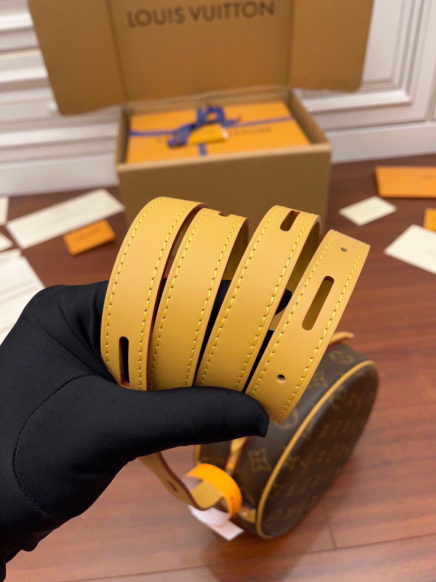   LOUIS VUITTON Boite Chapeau Souple 经典老花满印拉链  水桶包 托特包 单肩包 斜挎包 手提包  男女同款  棕色 M45578