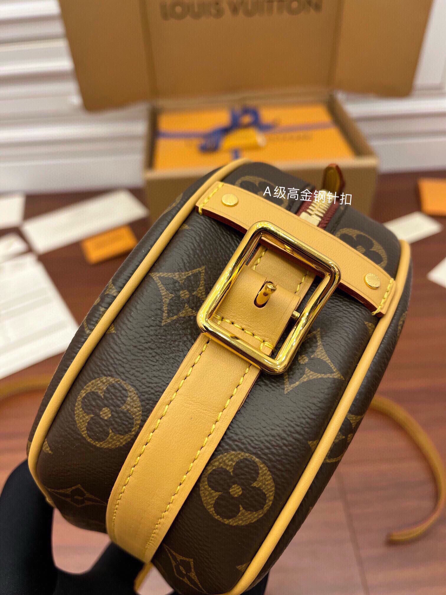   LOUIS VUITTON Boite Chapeau Souple 经典老花满印拉链  水桶包 托特包 单肩包 斜挎包 手提包  男女同款  棕色 M45578