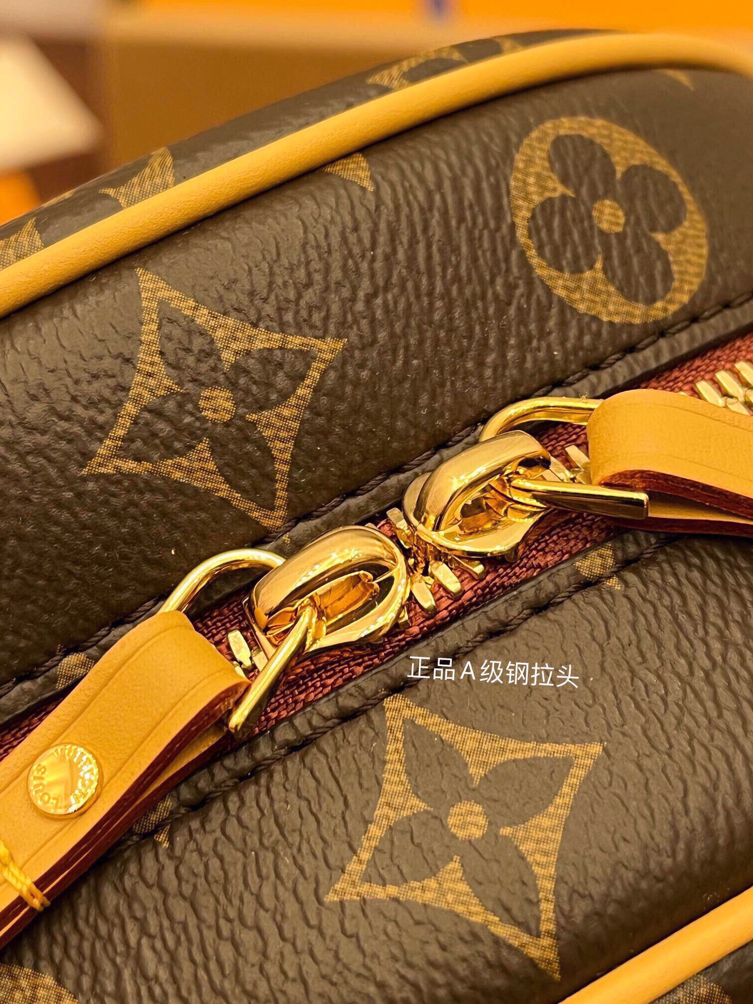   LOUIS VUITTON Boite Chapeau Souple 经典老花满印拉链  水桶包 托特包 单肩包 斜挎包 手提包  男女同款  棕色 M45578