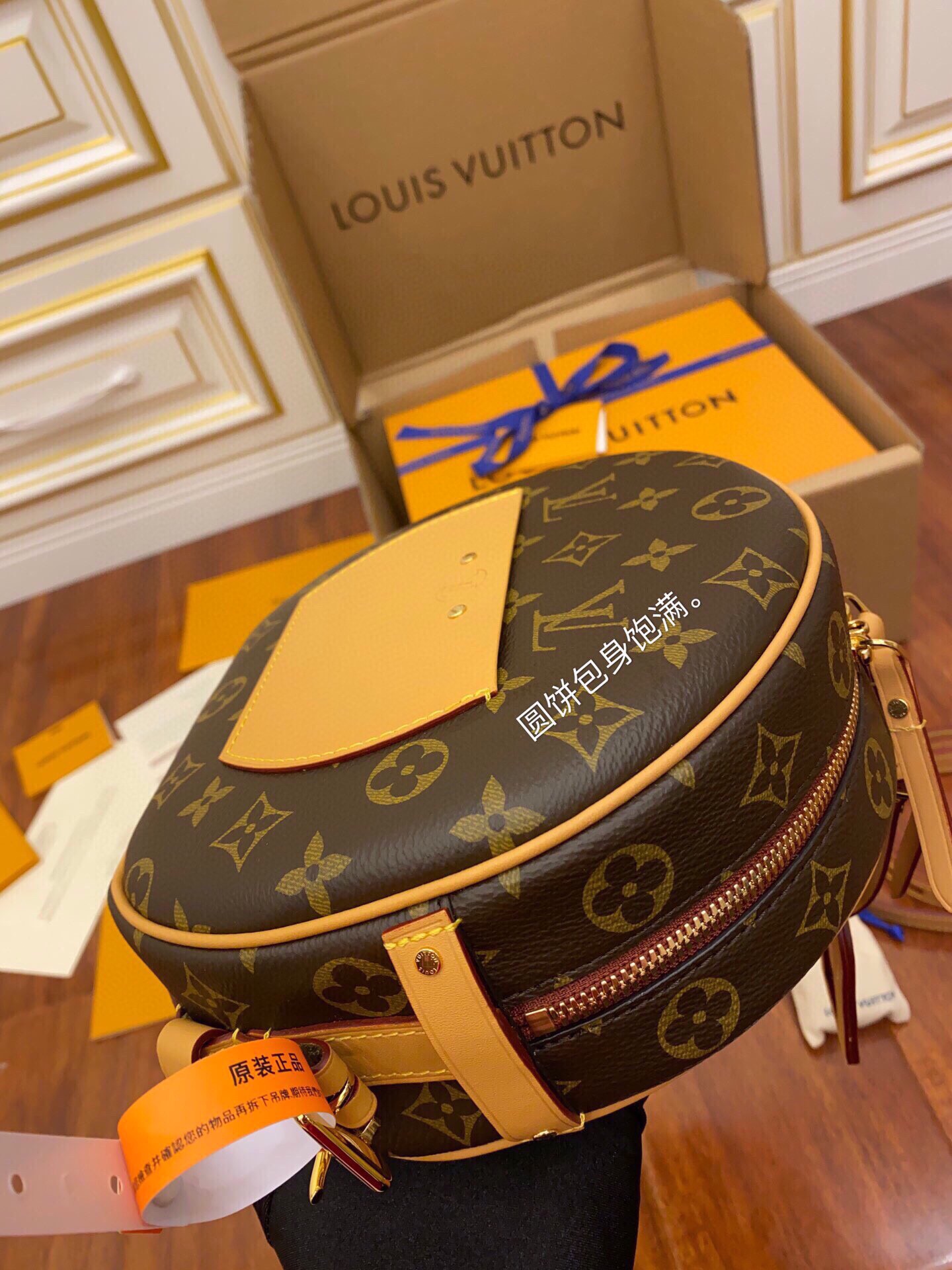   LOUIS VUITTON  经典老花满印拉链  水桶包 托特包 单肩包 斜挎包 手提包  男女同款  大号 棕色 M52294