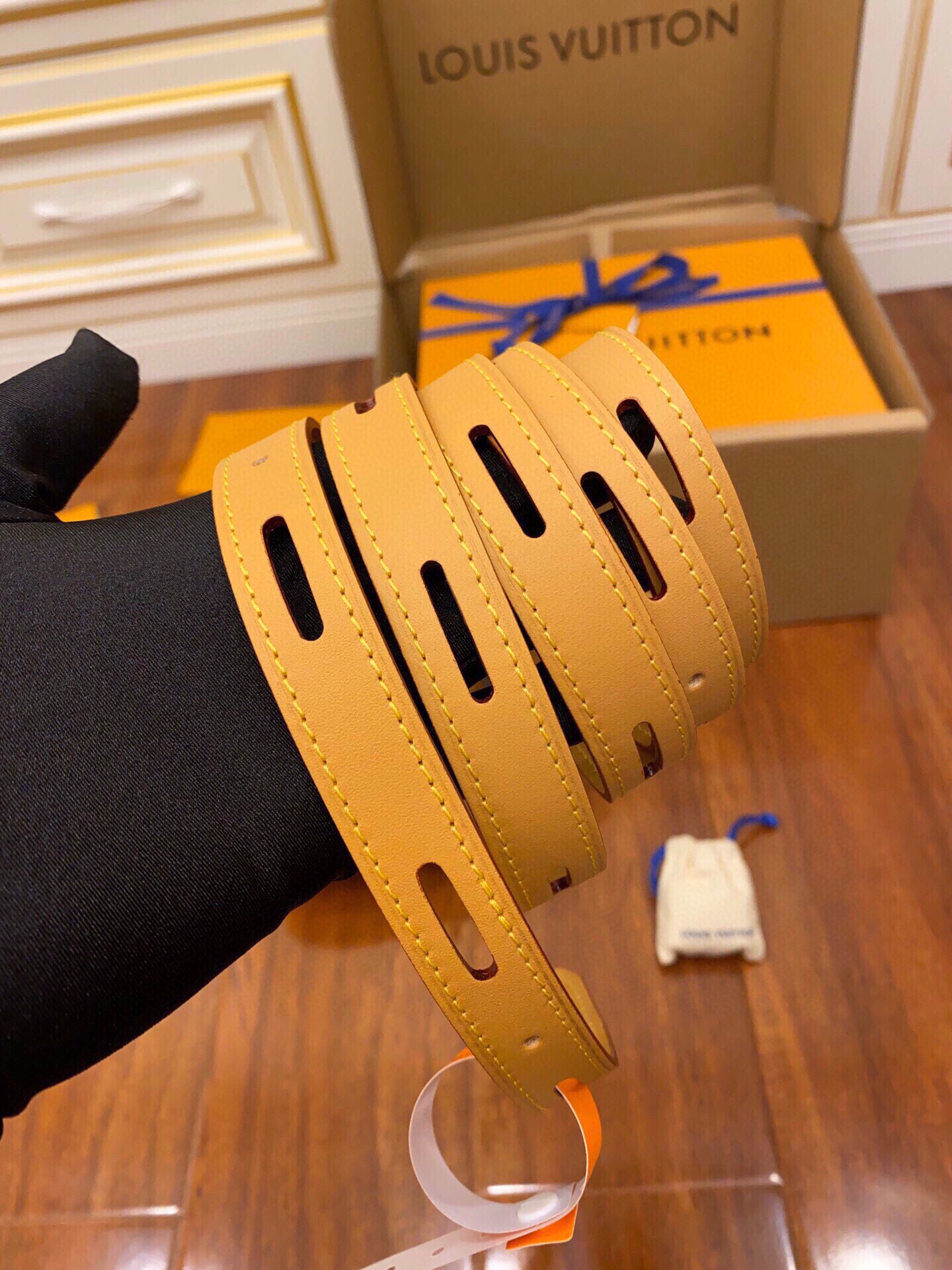   LOUIS VUITTON  经典老花满印拉链  水桶包 托特包 单肩包 斜挎包 手提包  男女同款  大号 棕色 M52294