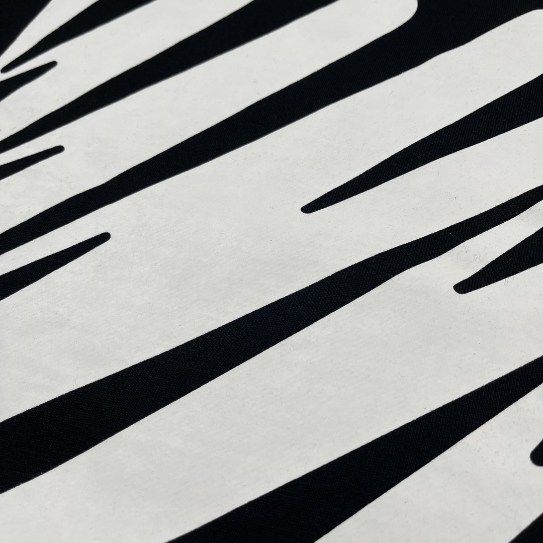  OFF-White OW 波浪斜纹 套头 圆领 印花 外套 长袖 连帽 夹克 秋冬季 卫衣 黑色 OMBA057S22FLE0031001