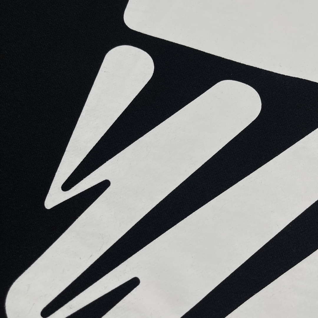  OFF-White OW 波浪斜纹 套头 圆领 印花 外套 长袖 连帽 夹克 秋冬季 卫衣 黑色 OMBA057S22FLE0031001