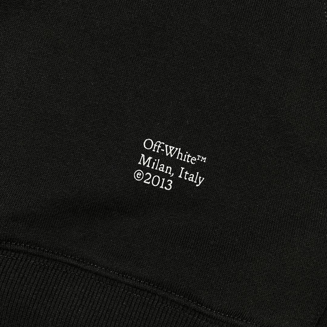  OFF-White OW 卡拉瓦乔 箭头  印花 外套 长袖 连帽 夹克 秋冬季 拉链 卫衣 黑色 OMBB037F21FLE0101001