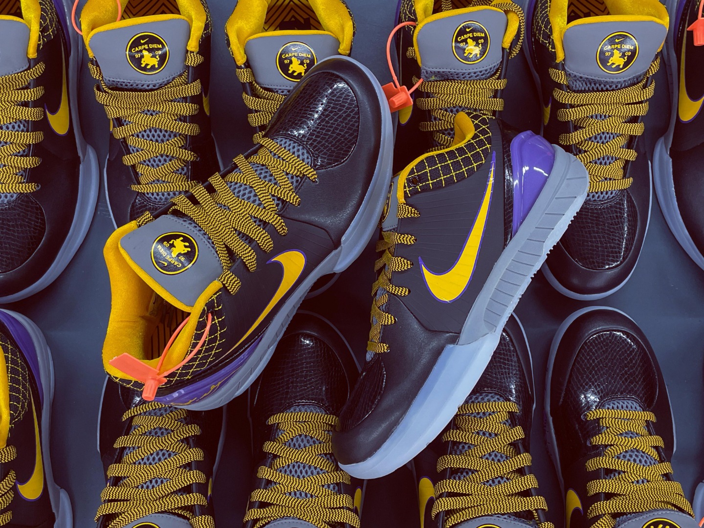 力量版  STAR Kobe4 PE 低筒  科比 4  前掌气垫  后掌氣墊 篮球鞋 实战鞋 球鞋 男鞋  波鞋 牛年 及时行乐