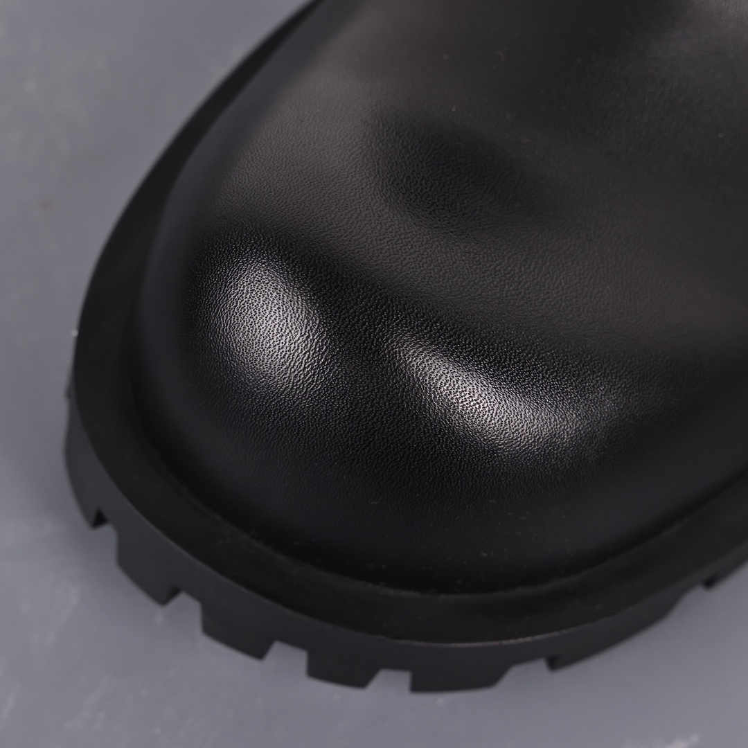  Balenciaga 巴黎世家 Sergent 光滑 小牛皮 德比鞋 皮鞋 增高 休闲鞋 男鞋 黑色 701393WBD401000