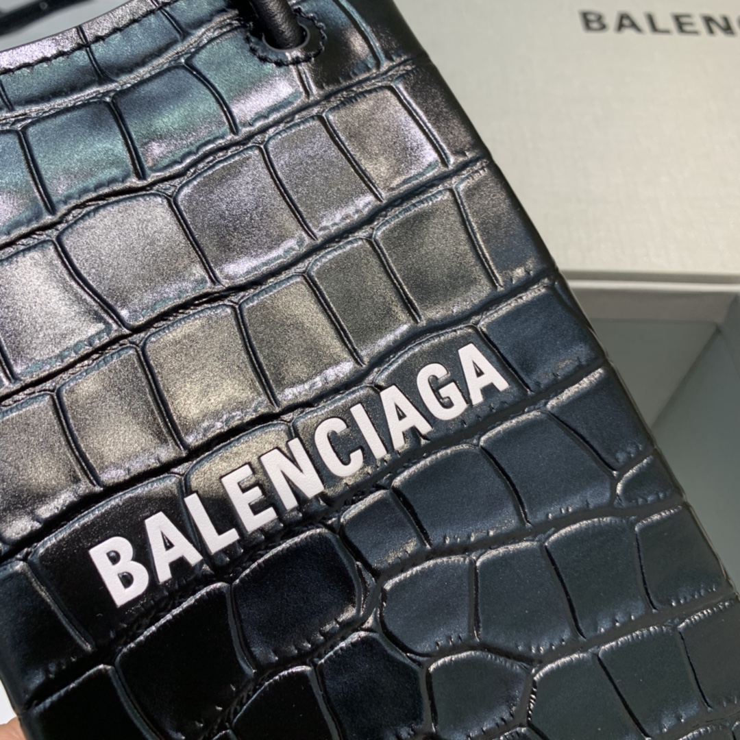 Balencia 巴黎世家 闪亮鳄鱼纹压花牛皮革 时尚 手机包 单肩包 斜跨 手提包 迷你 男女同款 5938261U61N1090