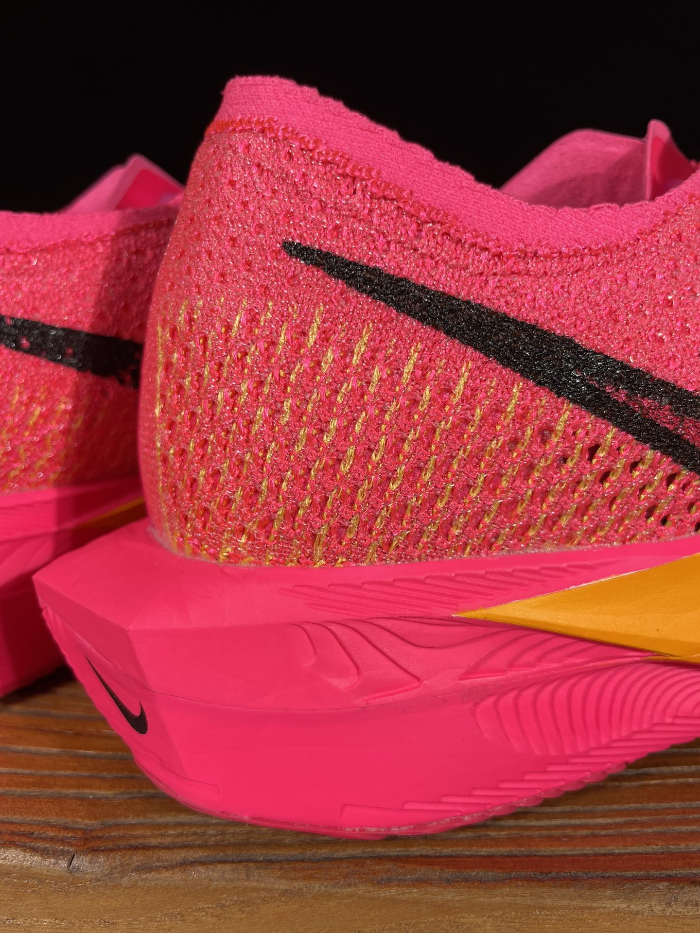  TOP ZoomX Vaporfly Next% 3 Orange Neon  破2 三代  全碳板  低筒 减震防滑 运动鞋 跑步鞋 男鞋 女鞋 波鞋 黄粉DV4129-600