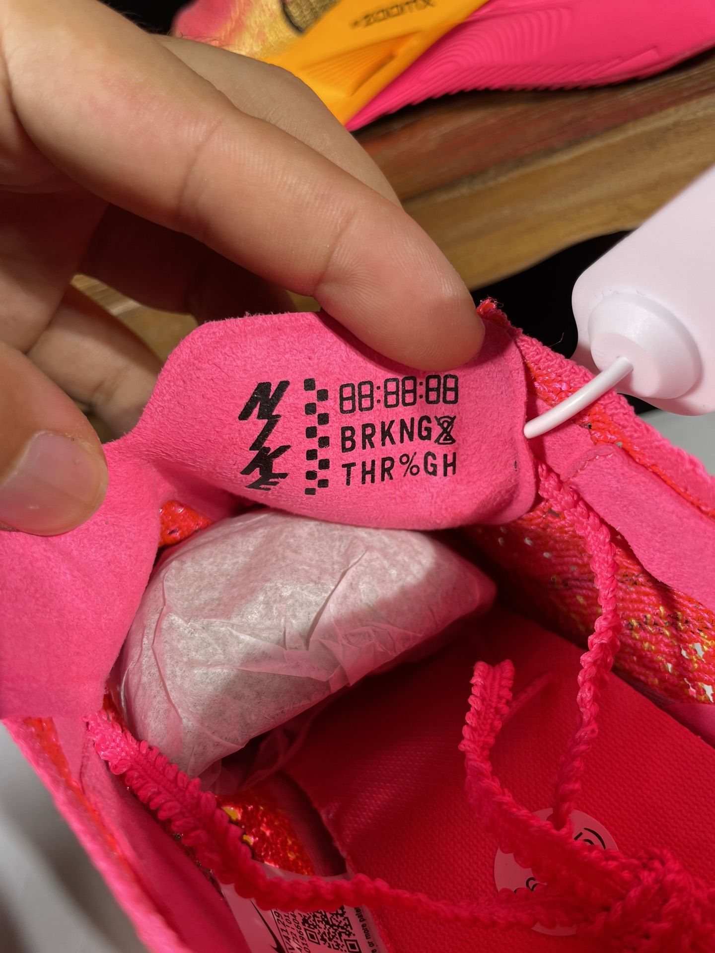  TOP ZoomX Vaporfly Next% 3 Orange Neon  破2 三代  全碳板  低筒 减震防滑 运动鞋 跑步鞋 男鞋 女鞋 波鞋 黄粉DV4129-600