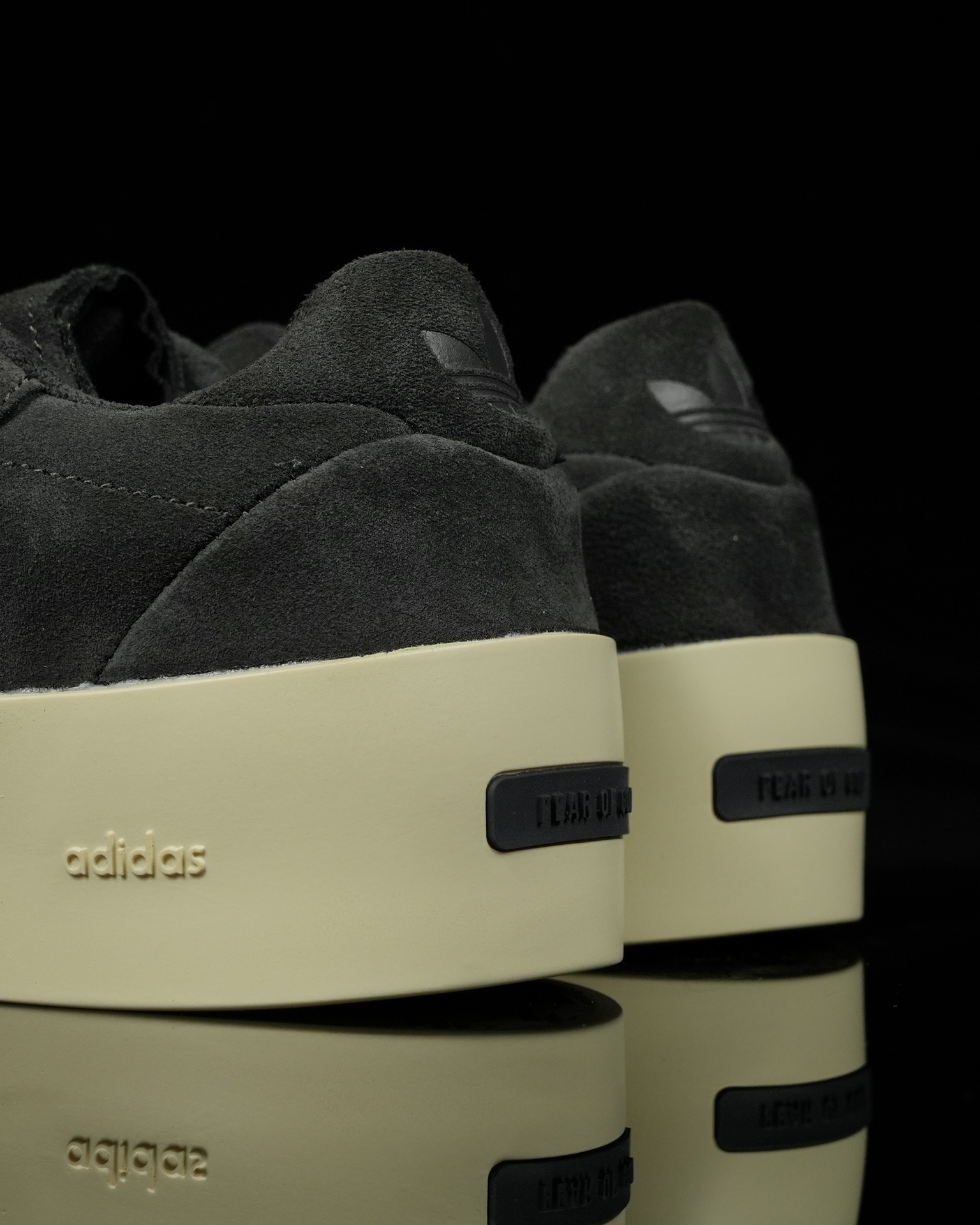  FEAR OF GOD FOG Adidas Athletics 86 Lo 联名款 低筒 复古板鞋 休闲鞋 男鞋 女鞋 黑色 IG6633