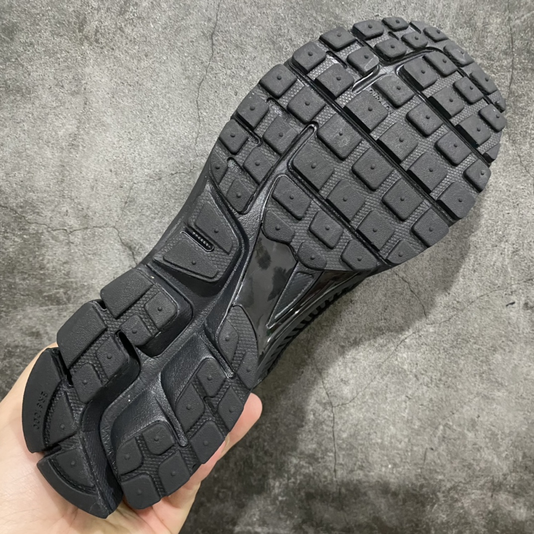  新版 Nike Air Zoom Vomero 5  前后气垫 低筒 跑步鞋 运动鞋 男鞋 女鞋 波鞋 全黑 BV1358-003