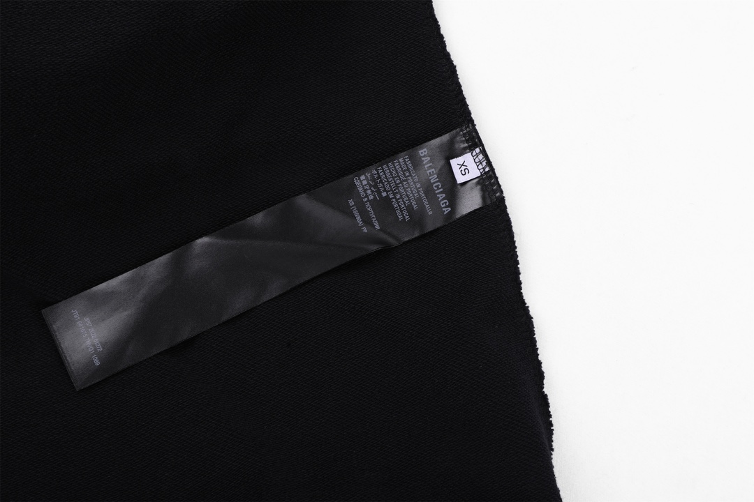  Balenciaga 巴黎世家 巴黎铁塔 印花 连帽 卫衣帽衫 套头 长袖 秋冬保暖 男女同款  黑色 744462TOVE31055