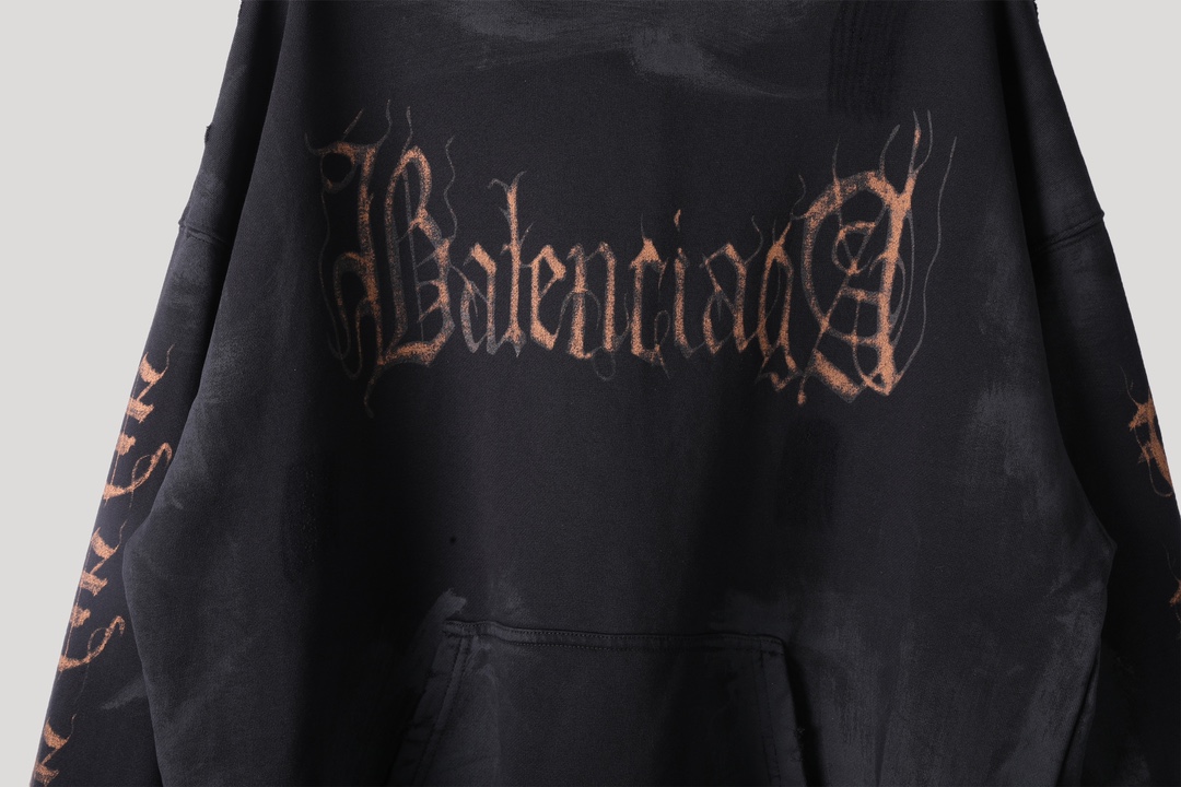 Balenciaga 巴黎世家 巴黎铁塔 印花 连帽 卫衣帽衫 套头 长袖 秋冬保暖 男女同款  黑色 744462TOVE31055