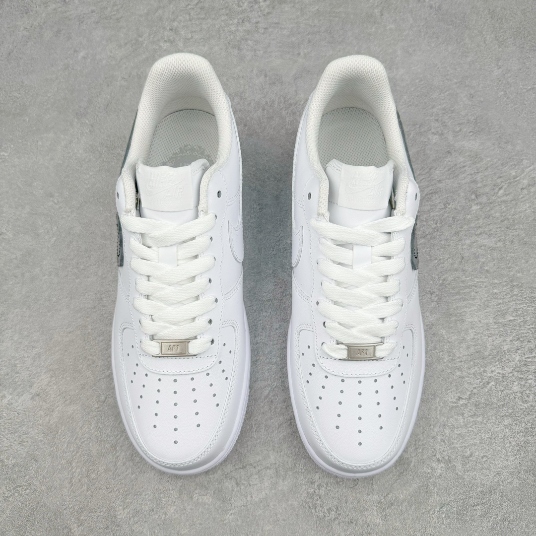  Sky High  Farm Workwear x KAWS Air Force 1 Low   低筒 防滑轻便 休闲鞋 板鞋 男鞋 女鞋 波鞋  白色 CW2288-111 