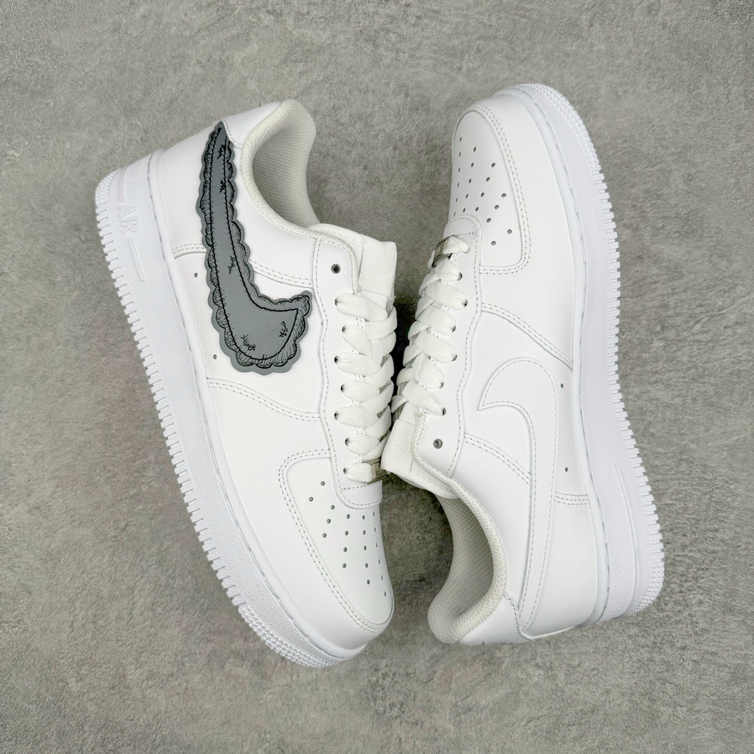  Sky High  Farm Workwear x KAWS Air Force 1 Low   低筒 防滑轻便 休闲鞋 板鞋 男鞋 女鞋 波鞋  白色 CW2288-111 