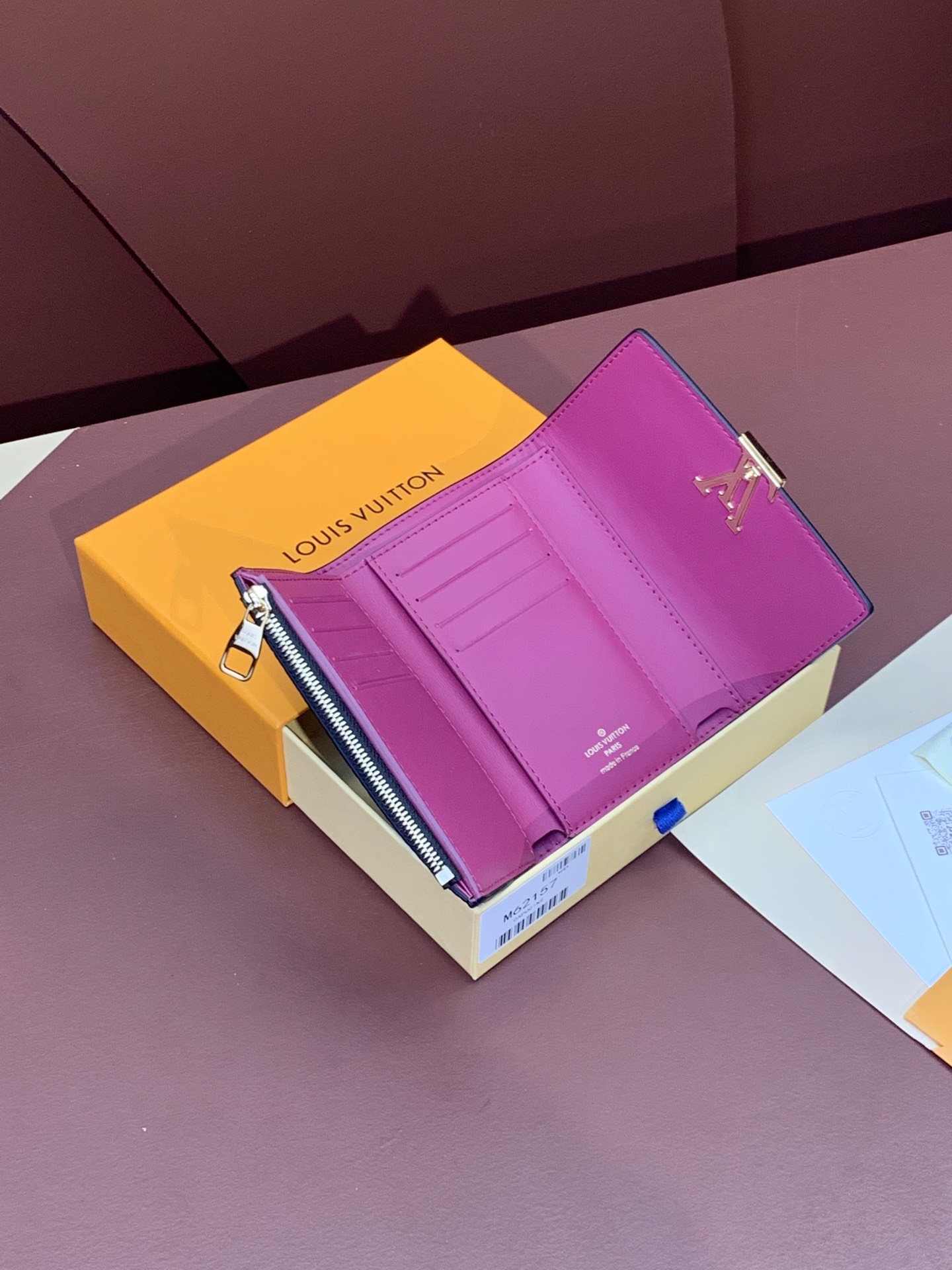  LOUIS VUITTON 路易威登  长夹  短夹 小牛皮 钱夹 钱包 男女同款 黑色 米白 黑红  M81071  M80880 M68587 M64551 M61248 M62157 