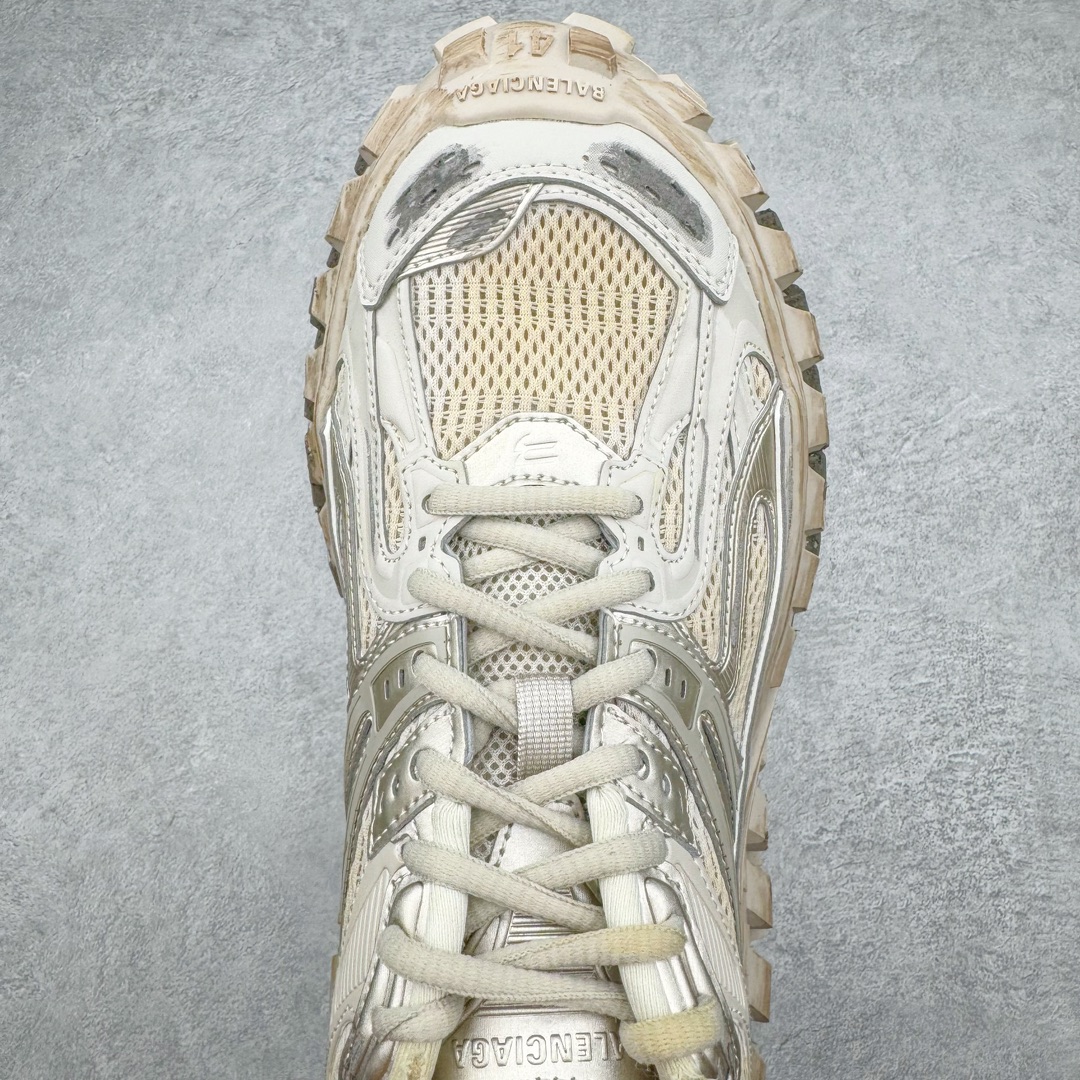  Balenciaga 巴黎世家 Defender 时尚 复古做旧 轮胎鞋 老爹鞋 男鞋 女鞋 淡棕色 泥染 685613W2RAF9700