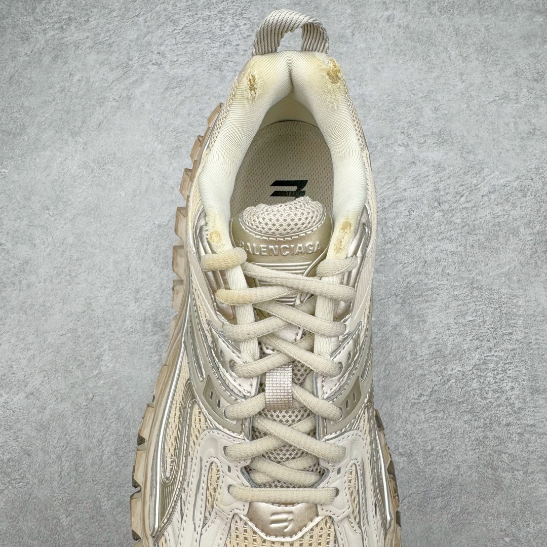  Balenciaga 巴黎世家 Defender 时尚 复古做旧 轮胎鞋 老爹鞋 男鞋 女鞋 淡棕色 泥染 685613W2RAF9700
