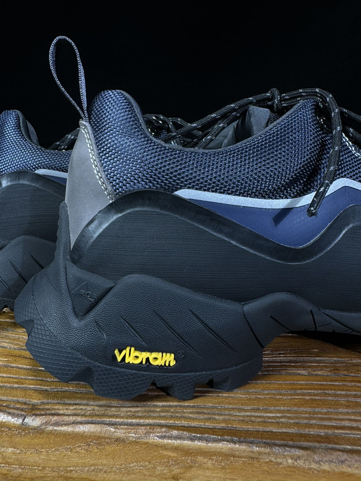 ROA Hiking 低筒 休闲 简约舒适 户外登山鞋 男女同款 黑藏青  KFAJL10-004J