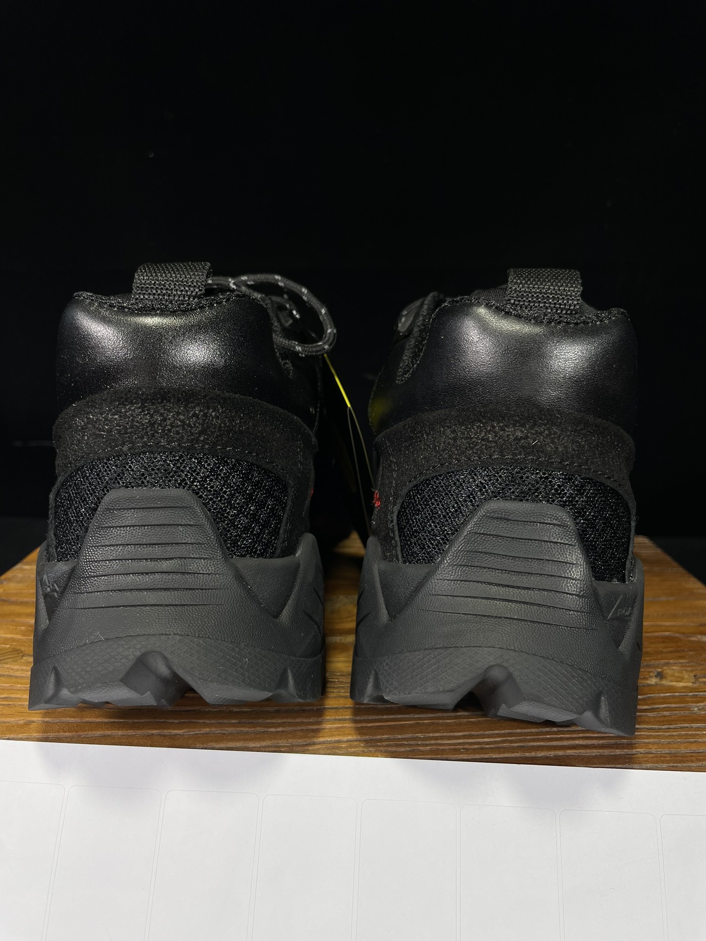  ROA Hiking 低筒 休闲 简约舒适 尼龙 户外登山鞋 男女同款 黑色 KFA10-001