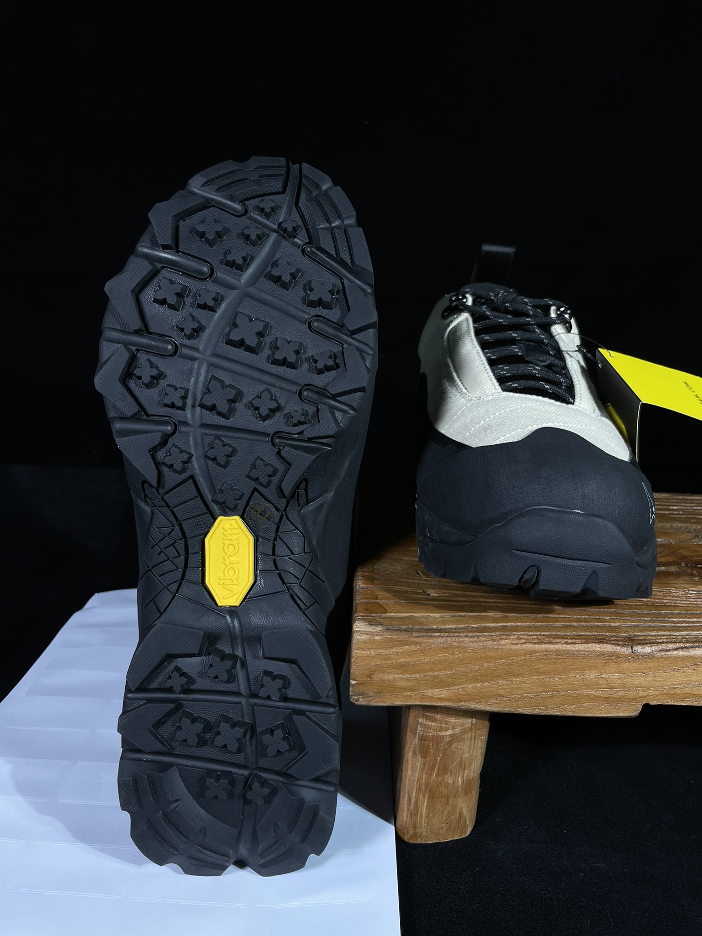  ROA Hiking 低筒 休闲 简约舒适 尼龙 户外登山鞋 男女同款 沙色