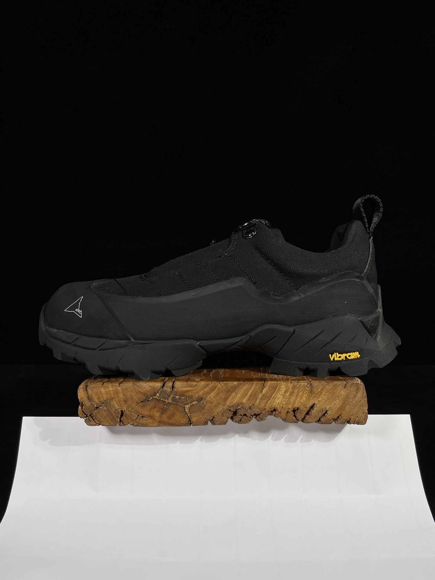  ROA Hiking 低筒 休闲 简约舒适 尼龙 户外登山鞋 男女同款 黑色