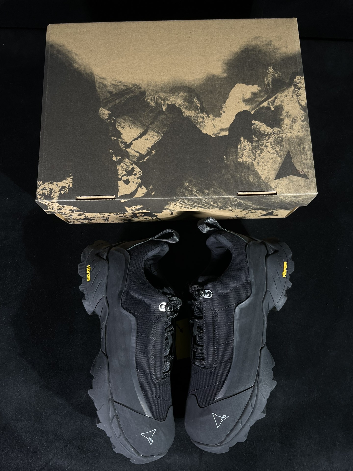  ROA Hiking 低筒 休闲 简约舒适 尼龙 户外登山鞋 男女同款 黑色