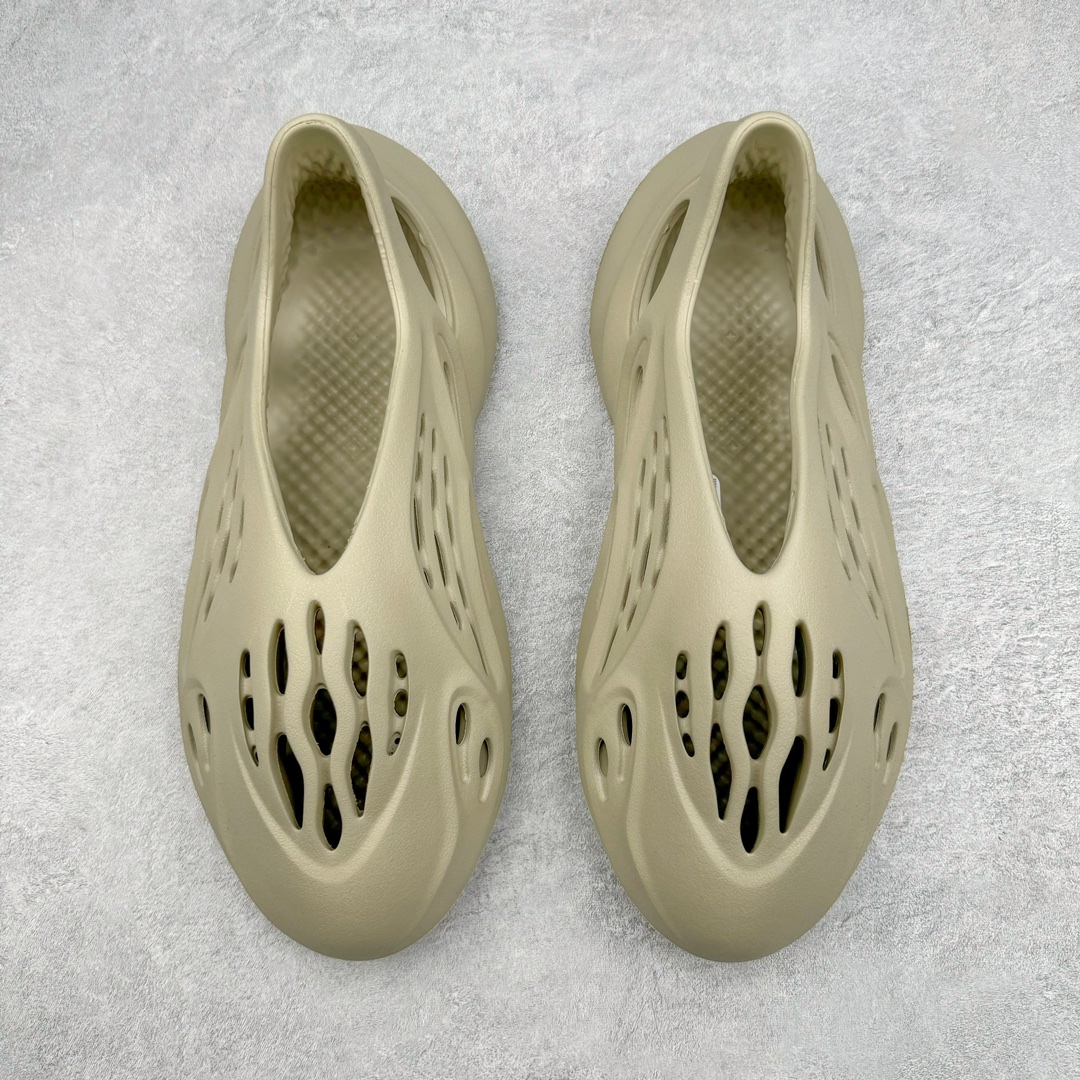  adidas originals Yeezy Foam Runner  运动凉鞋 洞洞鞋 拖鞋 室内室外拖 男鞋 浅棕色 GV 6840