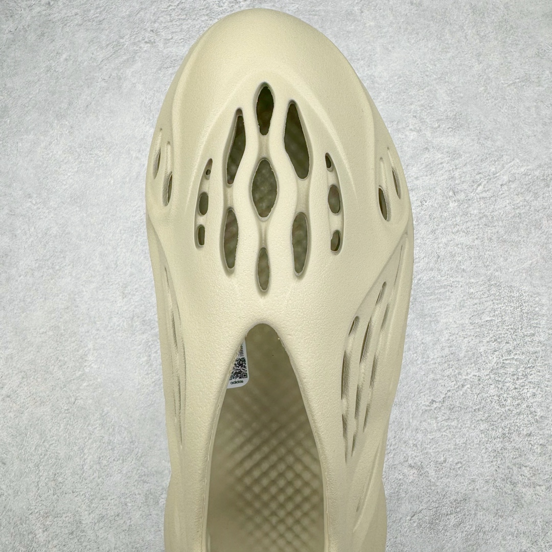  adidas originals Yeezy Foam Runner  运动凉鞋 洞洞鞋 拖鞋 室内室外拖 男鞋 浅棕色 GV 6840