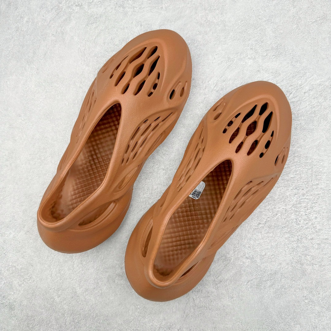  adidas originals Yeezy Foam Runner  运动凉鞋 洞洞鞋 拖鞋 室内室外拖 男鞋 亚麻 HP5335