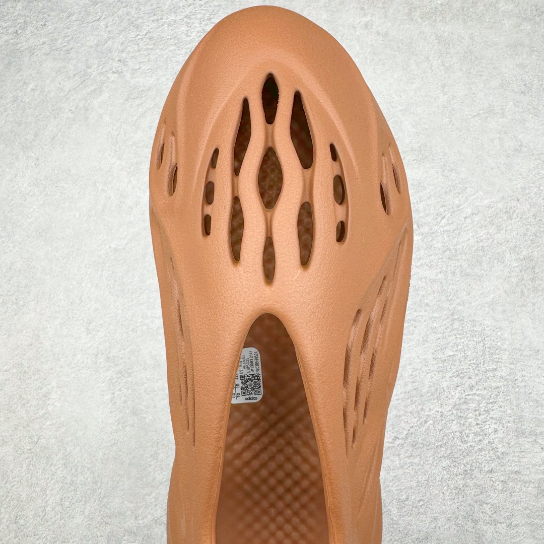 adidas originals Yeezy Foam Runner  运动凉鞋 洞洞鞋 拖鞋 室内室外拖 男鞋 亚麻 HP5335