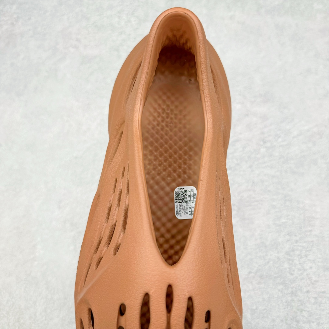  adidas originals Yeezy Foam Runner  运动凉鞋 洞洞鞋 拖鞋 室内室外拖 男鞋 亚麻 HP5335