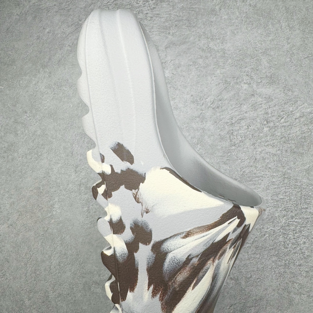  originals Yeezy Slide 室外 运动 室内拖鞋 沙滩鞋 男鞋 女鞋 火焰油 GZ5553