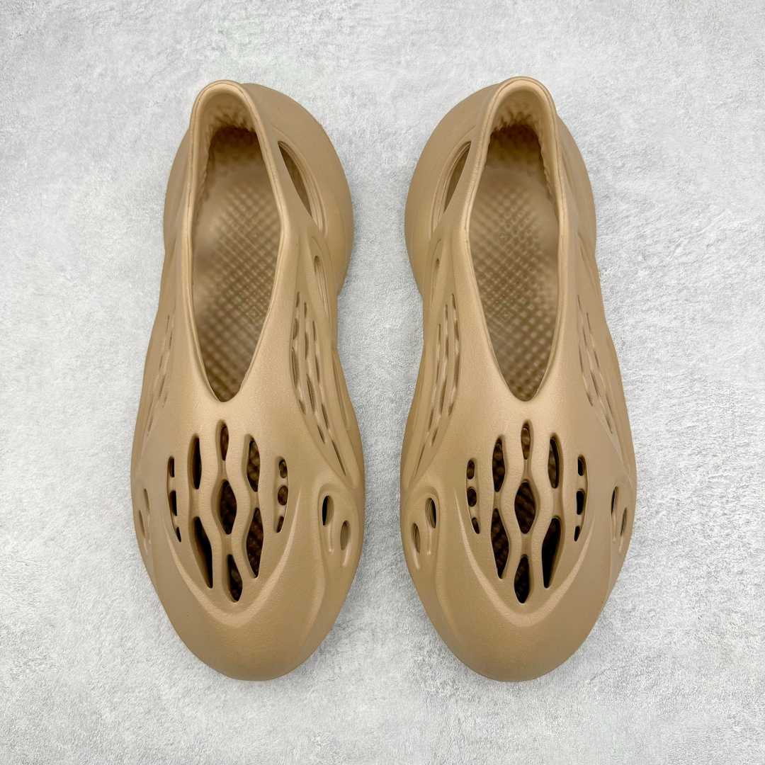  adidas originals Yeezy Foam Runner  运动凉鞋 洞洞鞋 拖鞋 室内室外拖 男鞋 浅棕 GV6842