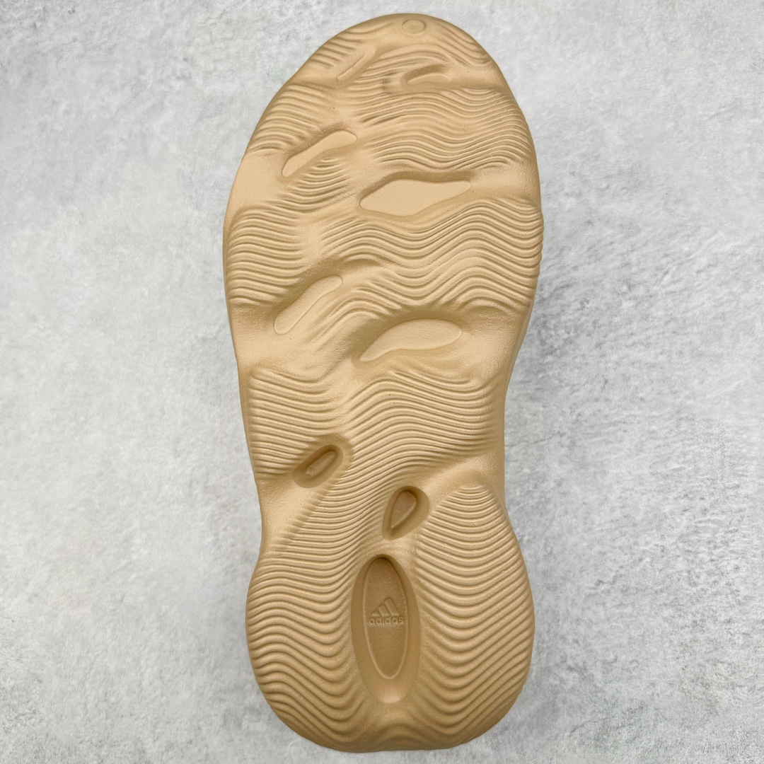  adidas originals Yeezy Foam Runner  运动凉鞋 洞洞鞋 拖鞋 室内室外拖 男鞋 浅棕 GV6842