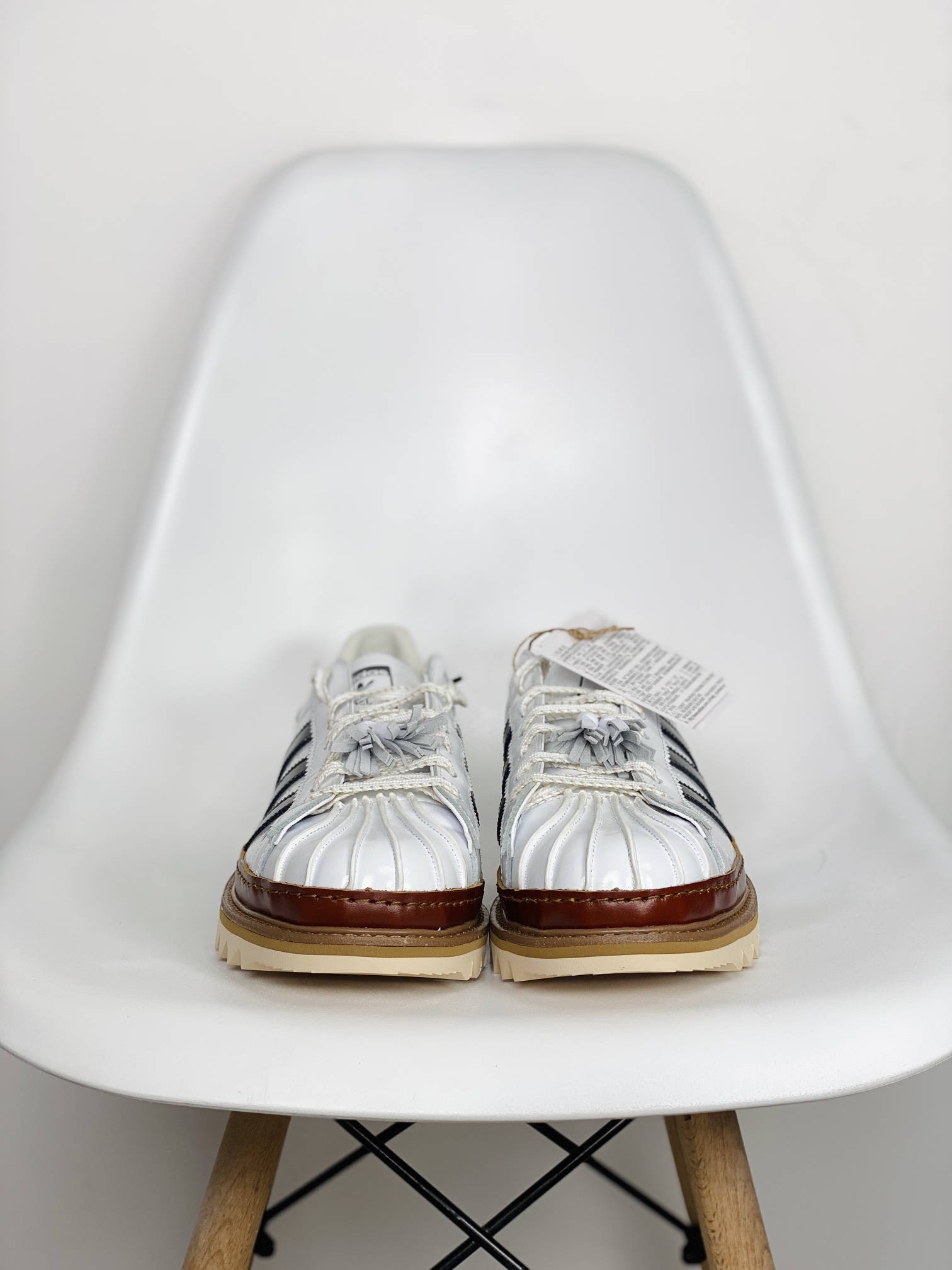 CLOT x Neighbored x adidas Originals Superstar 低筒 复古板鞋 休闲鞋 男鞋 女鞋  白色IH3132