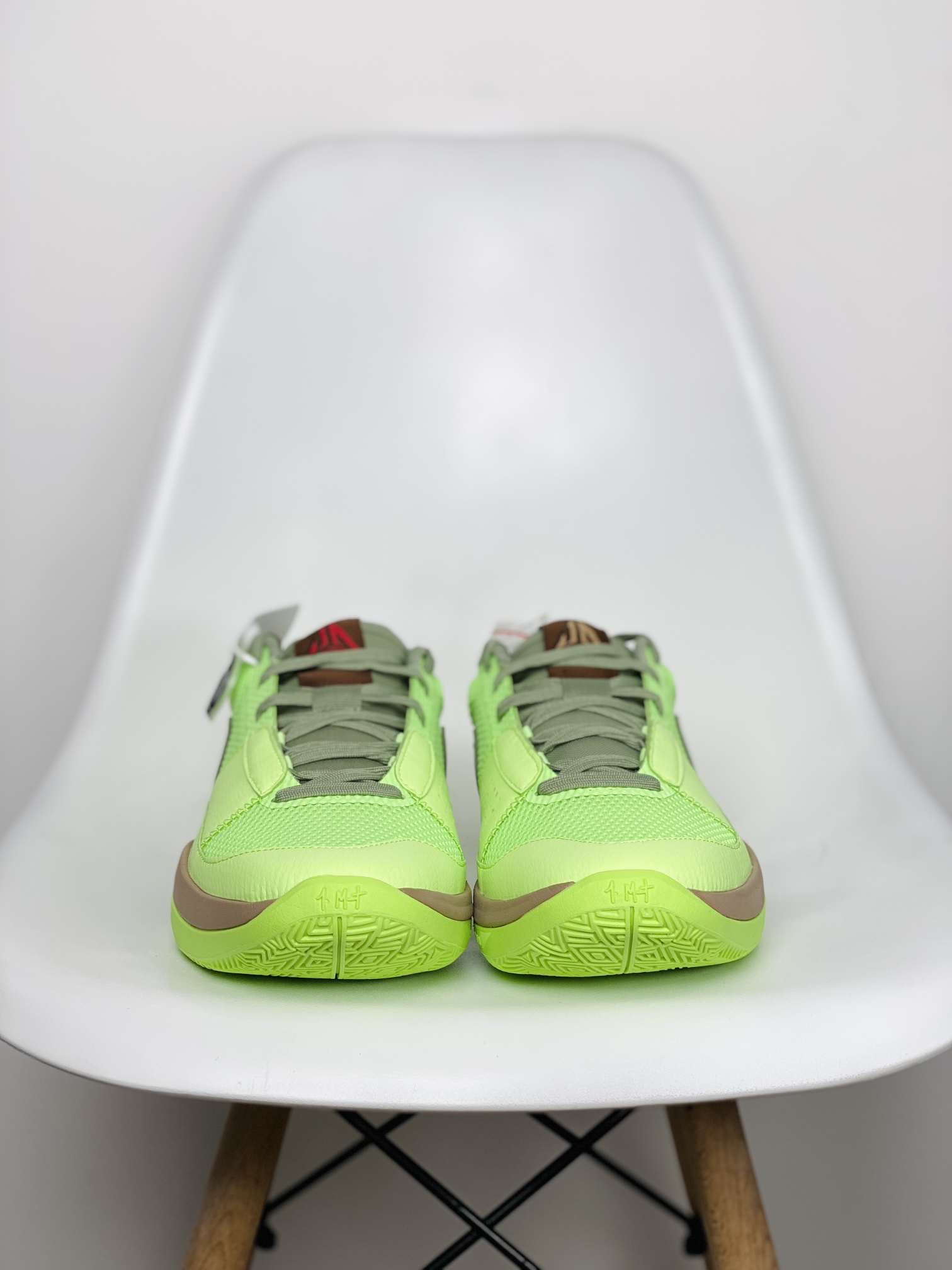  滅世 莫兰特 1代  Nike Zoom JA1 低筒 前後氣墊 耐磨透氣 實戰籃球鞋 波鞋 球鞋 男鞋 波鞋 青蜂侠 万圣节 FD6565-300