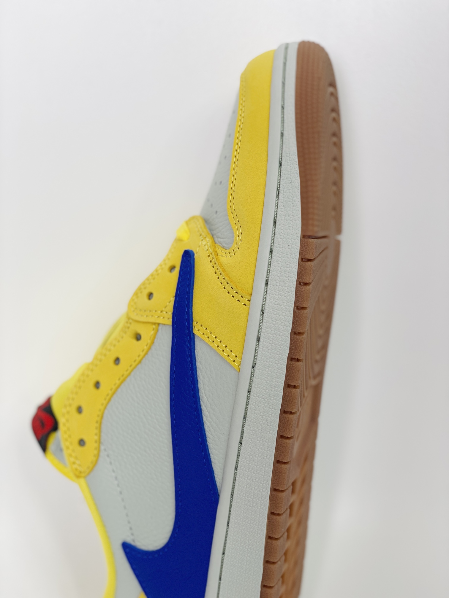 天花板 Travis Scott x Air Jordan 1 Low  AJ1 倒钩  低筒 倒钩 板鞋 篮球鞋 波鞋 男女同款 黄蓝色 DZ4137-700 