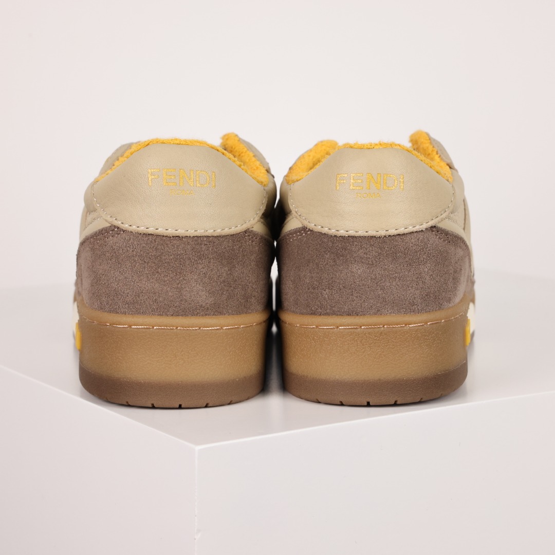 FENDI芬迪 Match 低筒 拼接 复古百搭 时尚板鞋 平底 休闲鞋 男女同款 棕黄