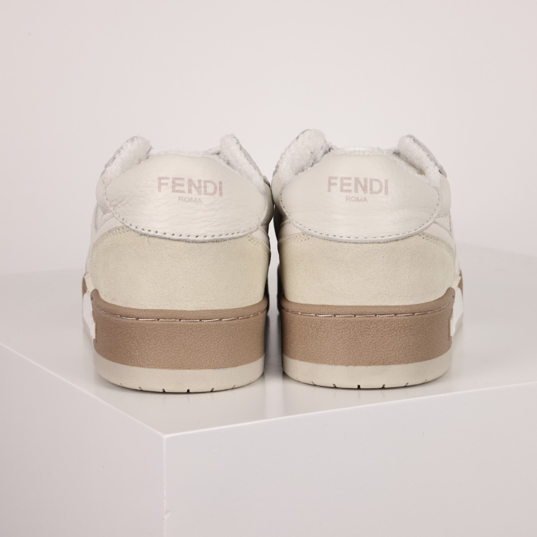  FENDI芬迪 Match 低筒 拼接 复古百搭 时尚板鞋 平底 休闲鞋 男女同款 白色