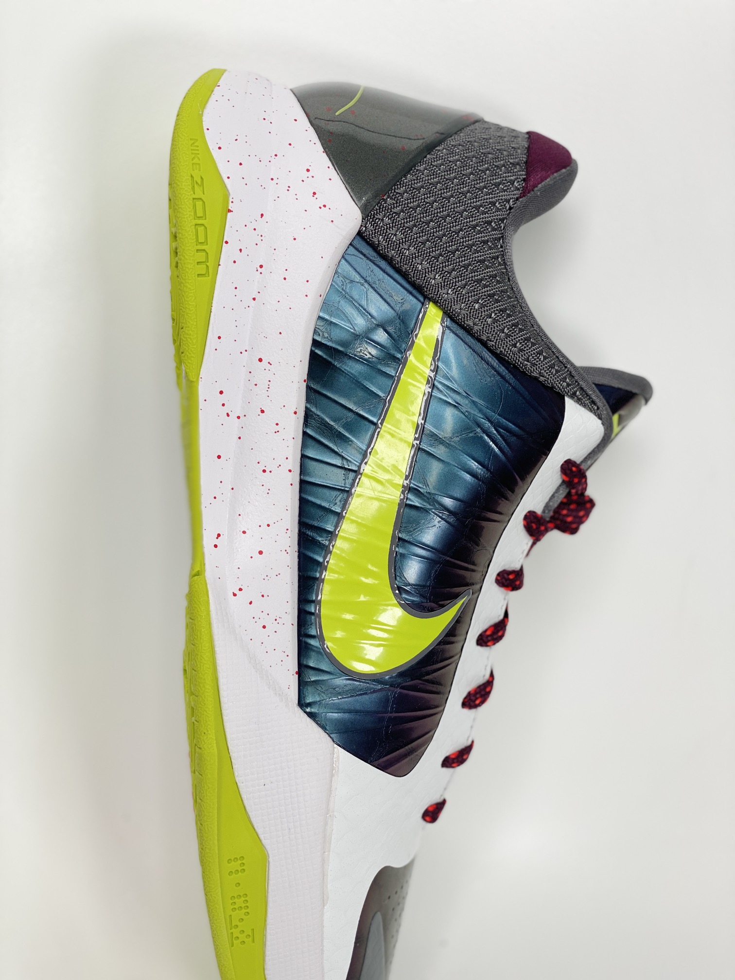 到货后不可临时取消退换 H12 KOBE5 Chaos 低筒 前掌气垫 球鞋 籃球鞋 實戰鞋  真碳板 男鞋 小丑 CD4991-100